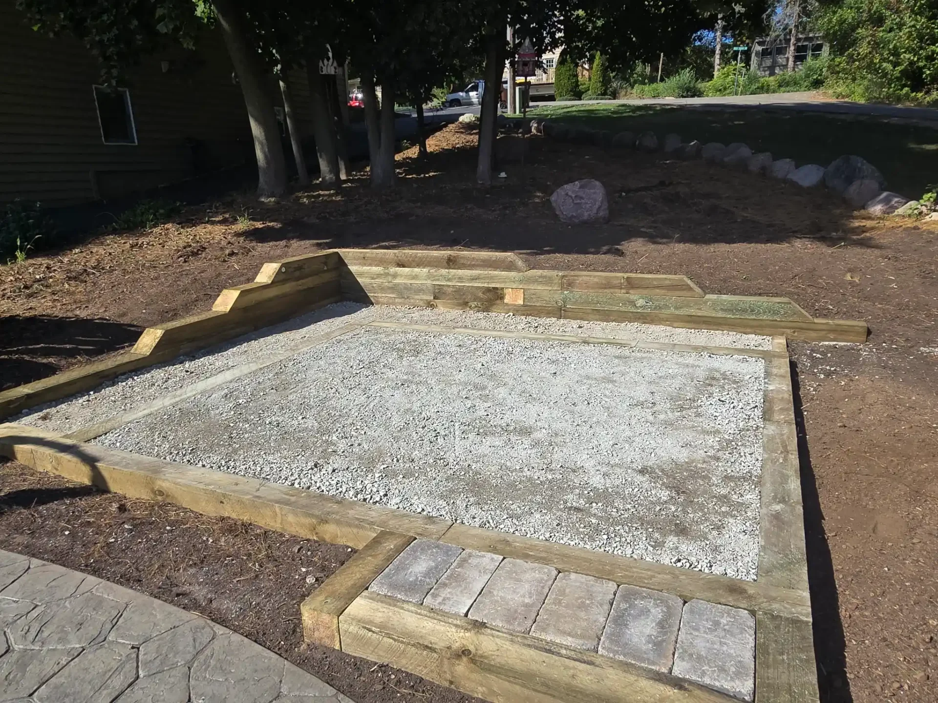 Installation of Shed Base in Illonis